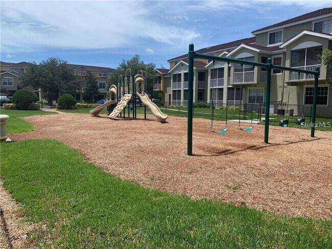 Building Photo - 5600 Bentgrass Dr