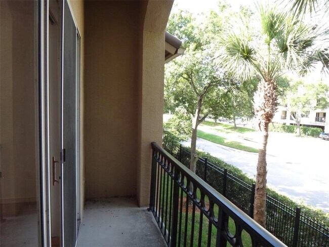 Building Photo - 905 Normandy Trace Rd