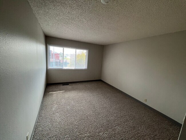 Building Photo - Downtown Apartment with a View