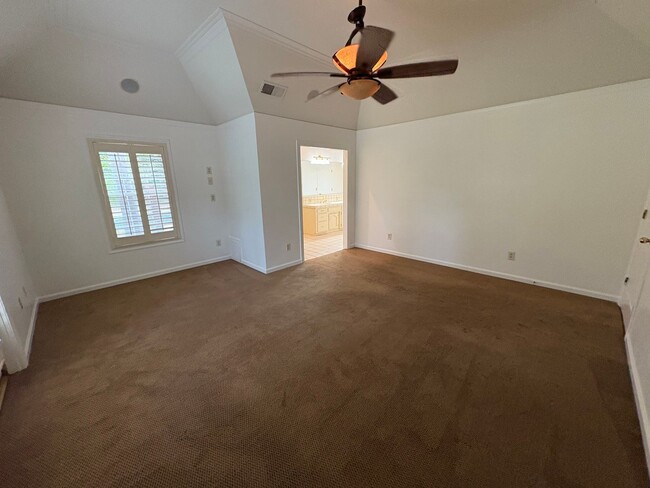 Building Photo - Entertainer delight rental home located in ''The Lakes'' subdivision Coming soon *Private Showing...