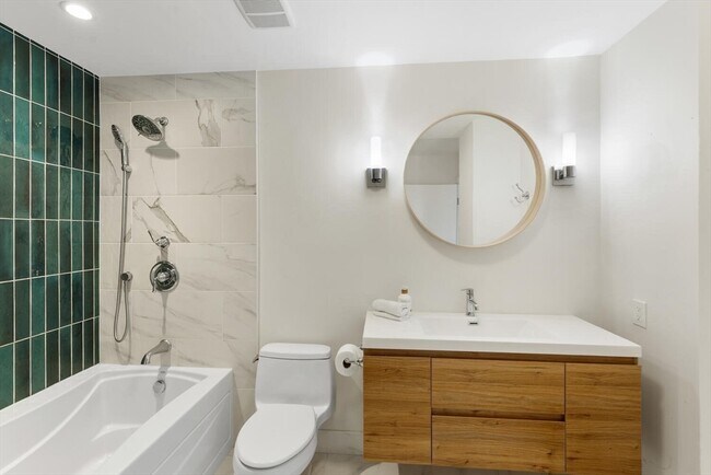 Building Photo - 376 Ocean Ave