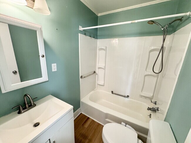 Building Photo - Reduced - Charming 3-Bed, 2-Bath Home in Westminster With Fenced Back Yard - Monthly rate just Re...