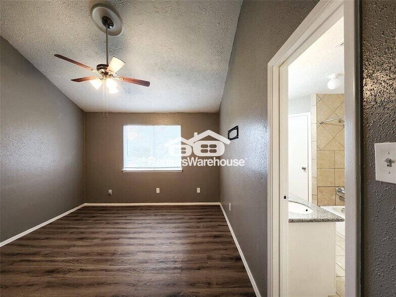 Building Photo - 20203 Dawn Mist Ct