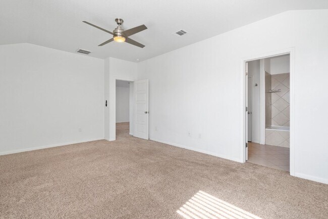 Building Photo - 5804 Loblolly Ln