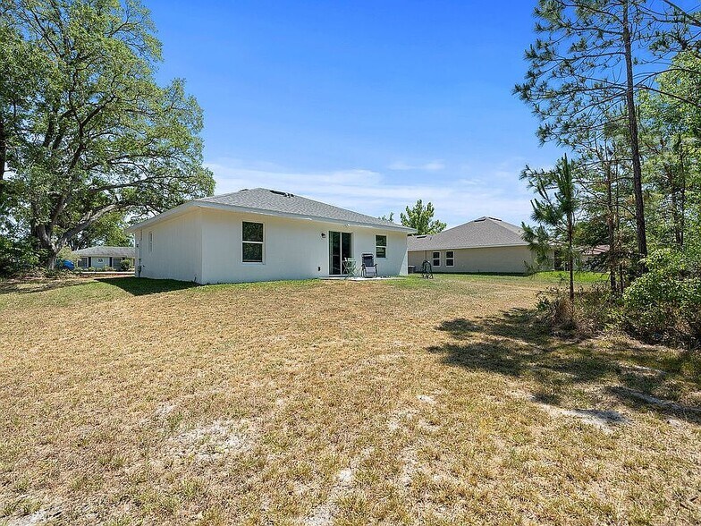 Building Photo - 5001 Kirkland Ave