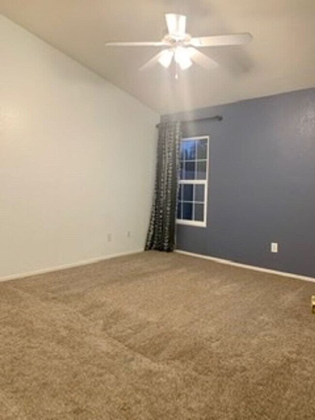 Building Photo - COMING SOON!! LOCATION! LOCATION! LOCATION! LOVELY 3 BEDROOM, 2.0 BATH SINGLE FAMILY HOME!