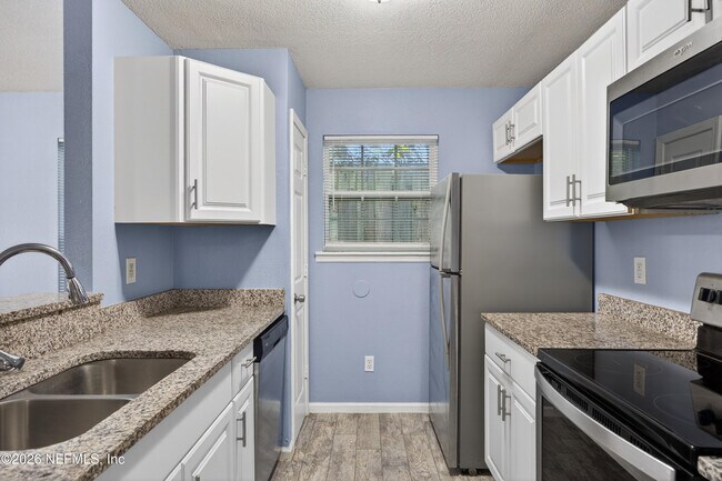 Building Photo - 3212 Gilmore St