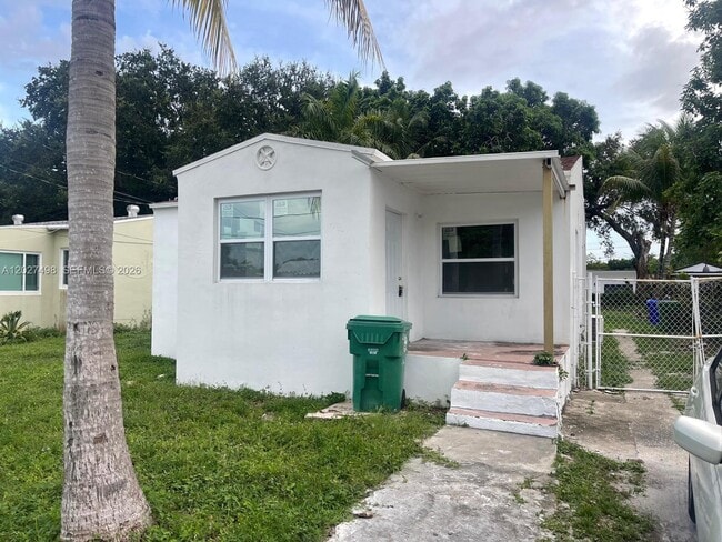 Building Photo - 560 NW 53rd St