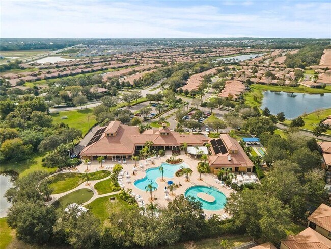 Building Photo - 5845 Sunset Falls Dr