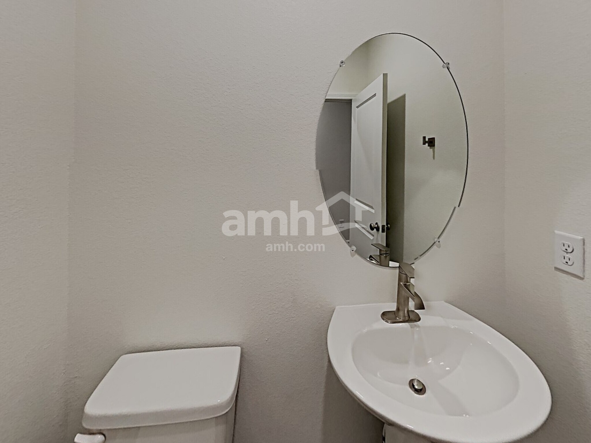 Building Photo - 327 Cape Seville Pl