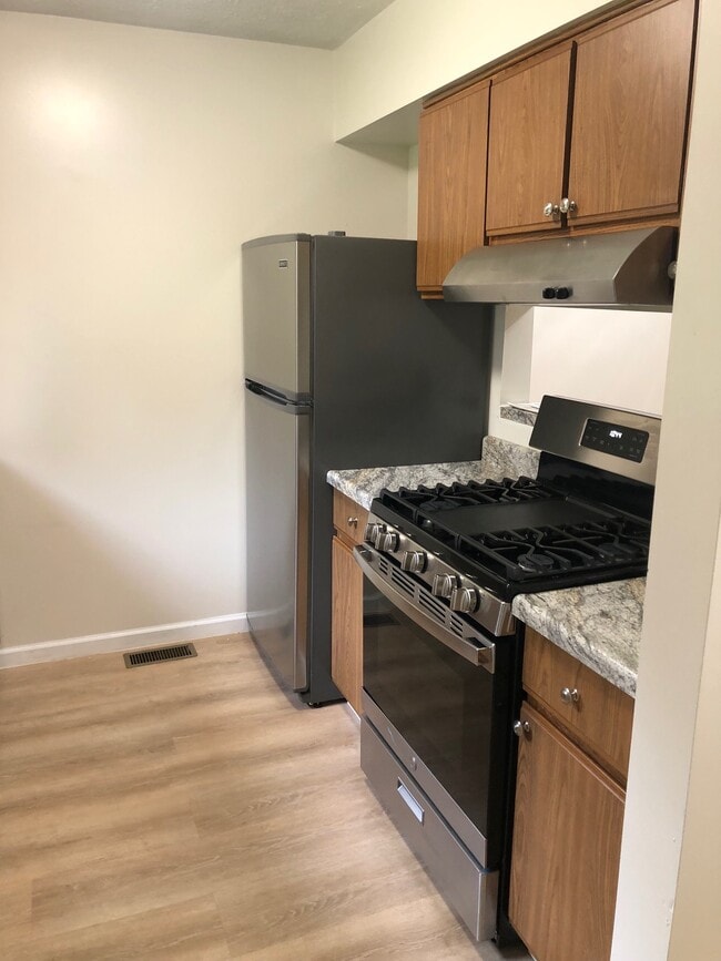 Kitchen - 3557 Brodhead Rd