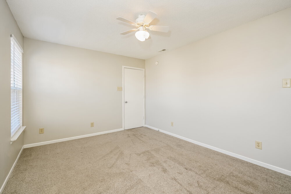 Building Photo - 10841 Zimmerman Ln