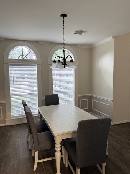Building Photo - 2201 Summer Reef Dr