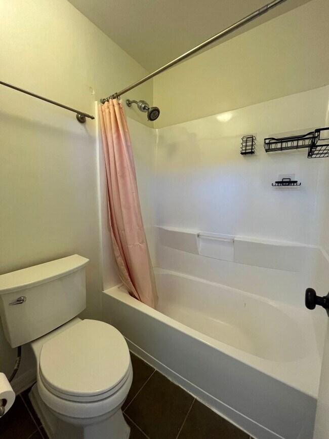Building Photo - AVAILABLE NOW! 1BR w/patio, pool + spa, gym, parking + MORE!