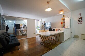 Building Photo - 6 Whittier Pl