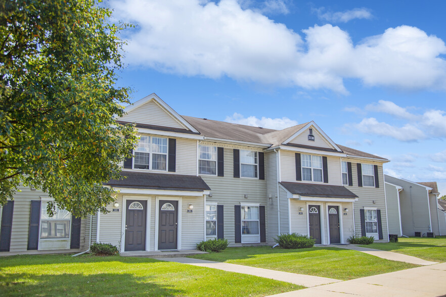 Primary Photo - Willow Ridge Apartments