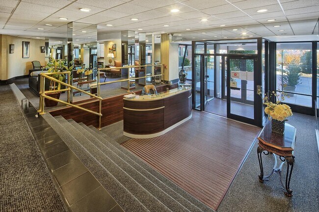 Building Photo - 6515 JFK Blvd E