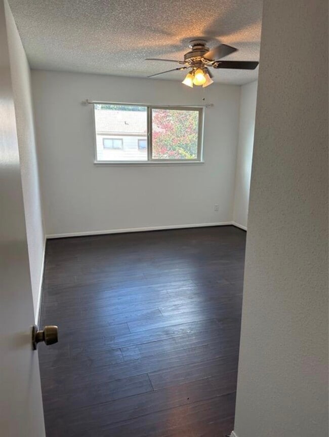 Building Photo - 14401 Misty Meadow Ln