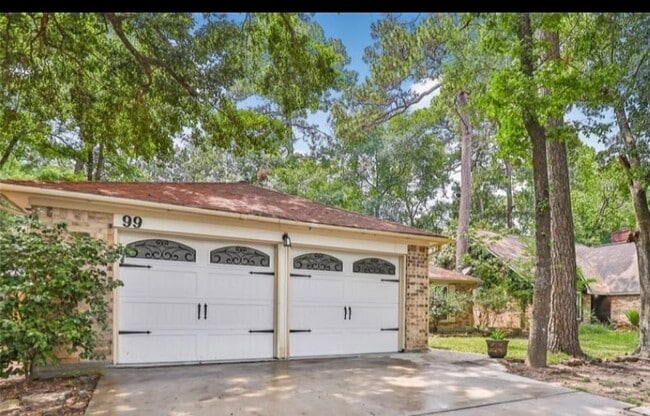 Primary Photo - 99 N Deerfoot Cir