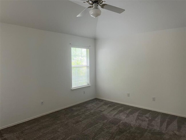 Building Photo - 209 Bryce Canyon Dr