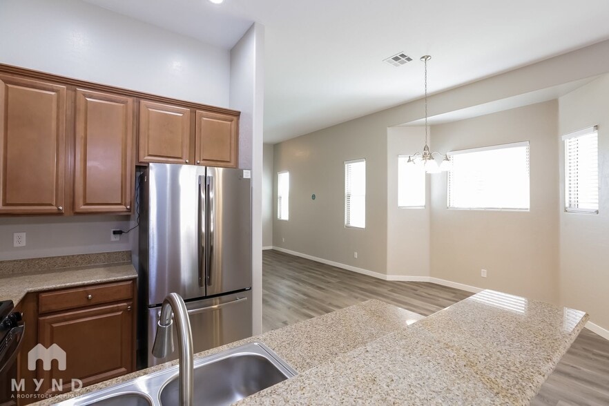 Building Photo - 699 Bridgeford Ct