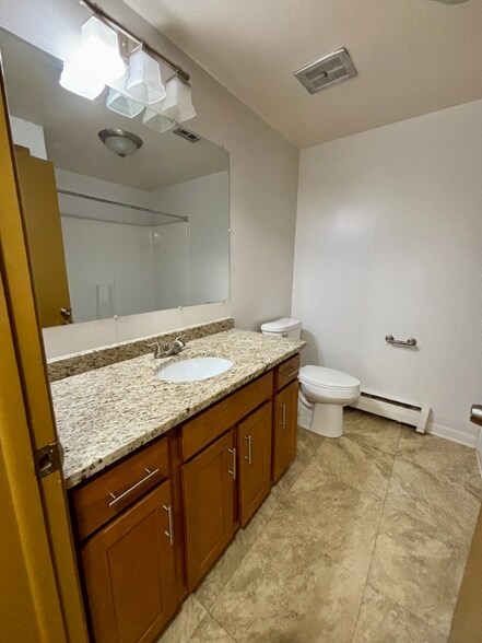 Building Photo - 88 Nicholson St