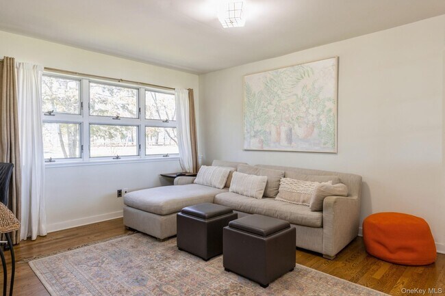 Building Photo - 29 Alden Ln