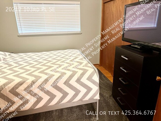 Building Photo - 20212 103rd Pl SE