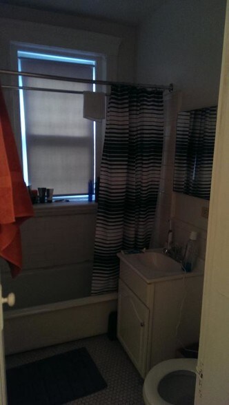 Building Photo - 1197 Boylston St