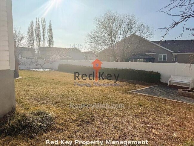 Building Photo - Cedarwood Rd. Single Family Home