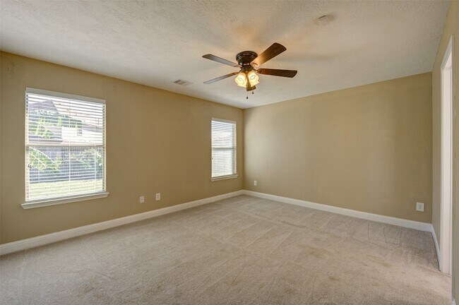 Building Photo - 16011 Heights Harvest Ln