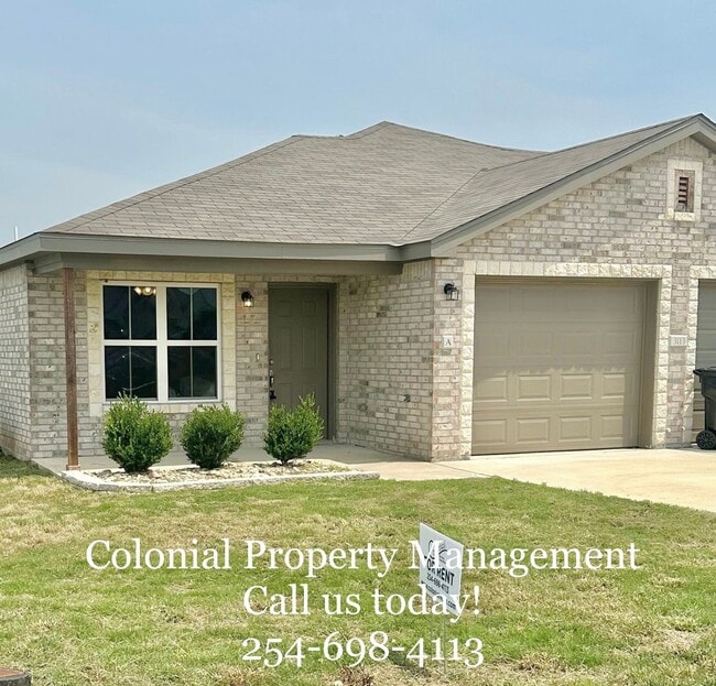 Primary Photo - 3 Bedroom / 2 bathroom
