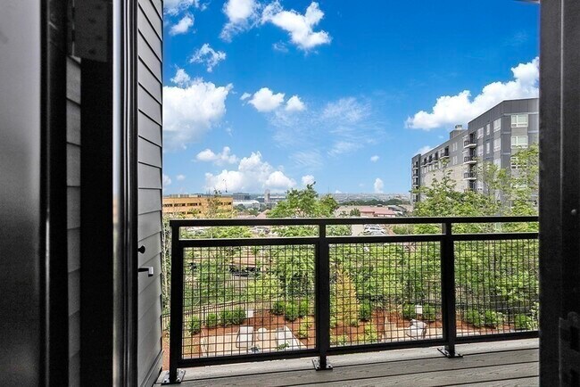 Building Photo - 191 Washington St