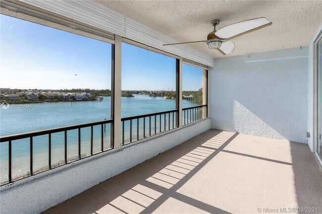 Building Photo - 1542 Jupiter Cove Dr