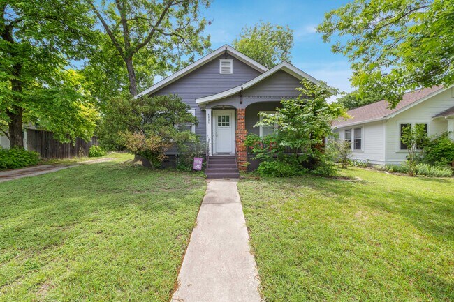 Primary Photo - 4805 Avenue F