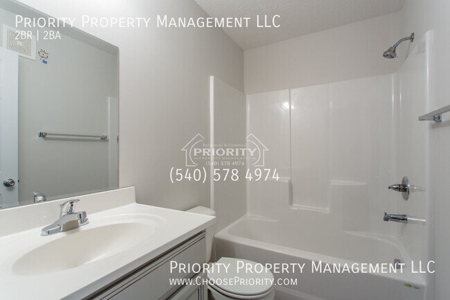 Building Photo - 3039 Locust Grv Ct
