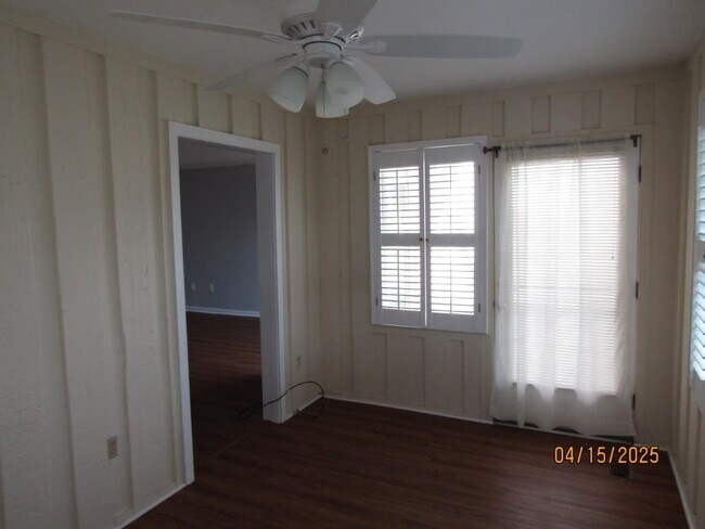 Building Photo - 603 Colony Dr