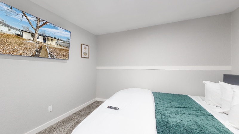 Building Photo - 1217 S Victor St