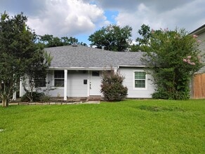 Building Photo - 1514 Zora St