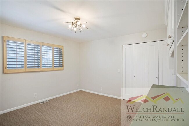 Building Photo - Beautifully Updated Single Family Home in ...