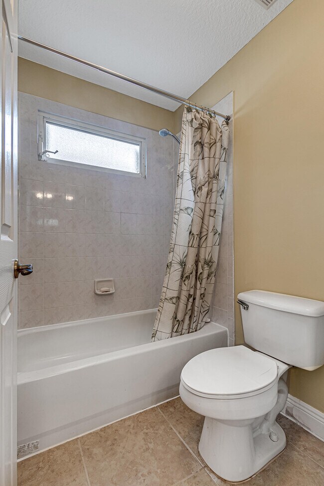 Building Photo - 8134 Bautista Way