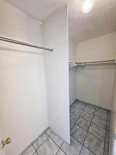 Building Photo - 4056 Van Dyke Ave