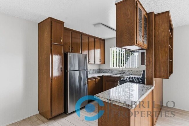 Building Photo - 4622 Hamilton St