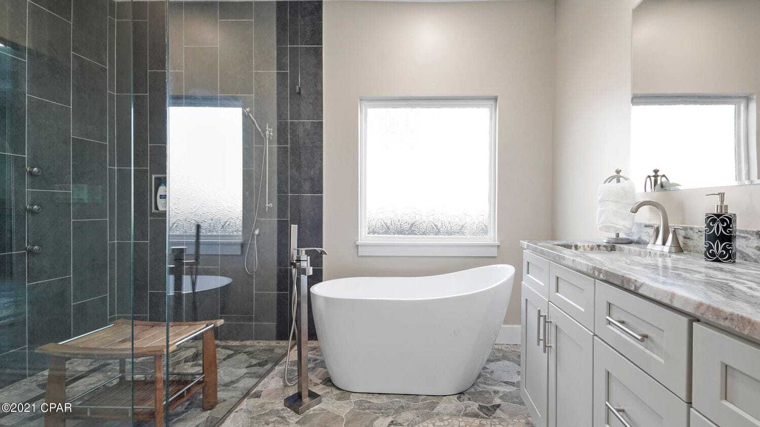 Building Photo - 2916 Laurie Ave