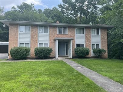 Building Photo - 630 Garrison Rd