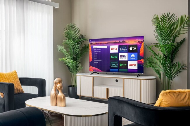 Building Photo - 5825 Sunset Wy