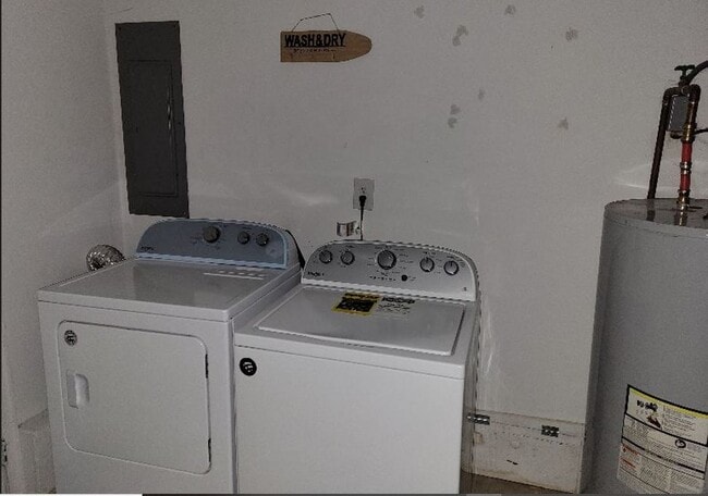 Building Photo - 5808 Bernhowe Manor Ln