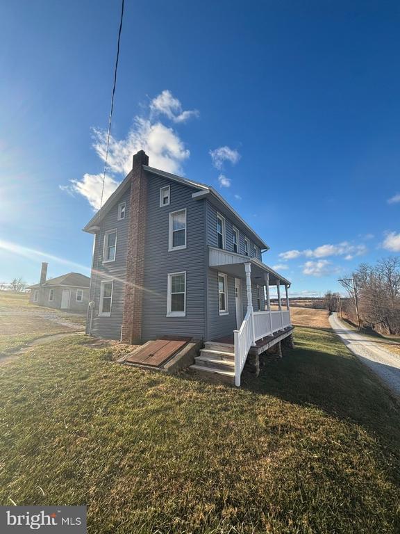 Building Photo - 1205 Manor Rd