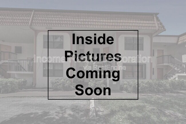 Building Photo - 842 NE 209th St