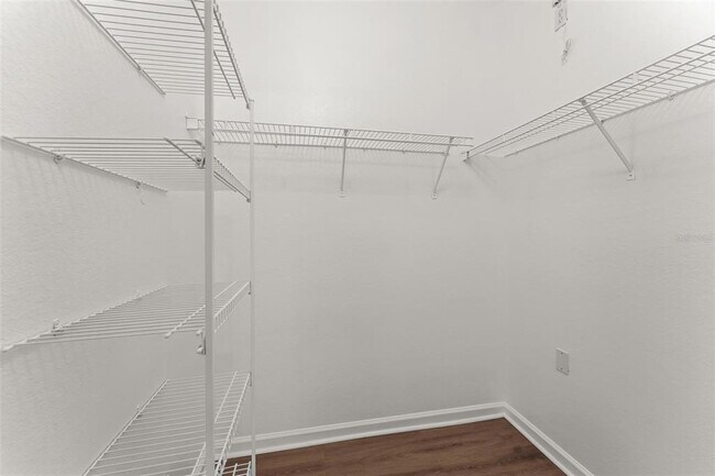 Building Photo - 1224 S Hiawassee Rd